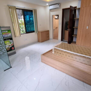 MT6461 | 46B Trần Hữu Tước - Đống Đa - Image 3